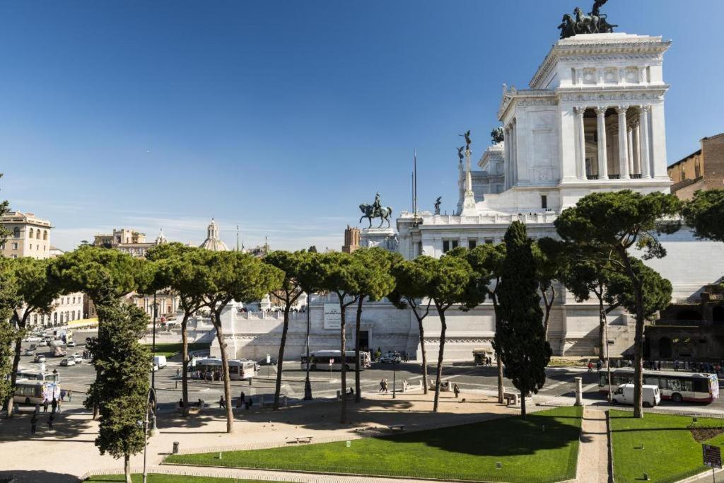 Downtown Aracoeli Rome